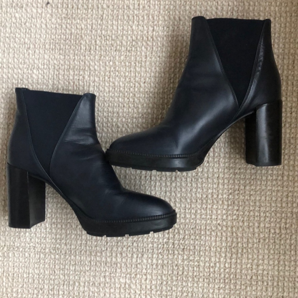 Aquatalia navy blue shoe boots
